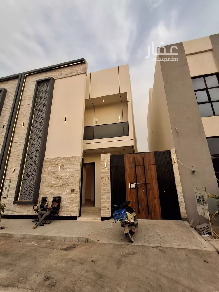 فيلا للبيع في شارع قطب الدين بن السلطان, حي المهدية, مدينة الرياض, منطقة الرياض صورة 3
