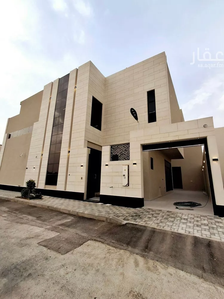 فيلا للبيع في شارع قطب الدين بن السلطان, حي المهدية, مدينة الرياض, منطقة الرياض صورة 3