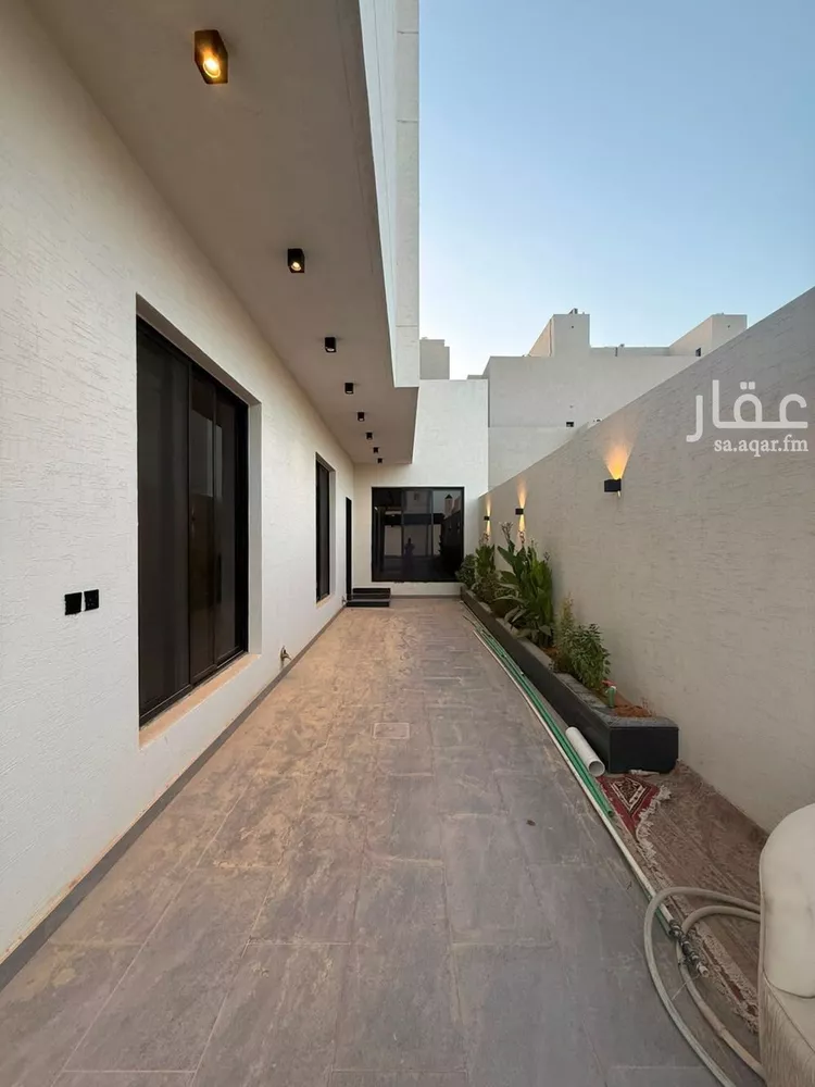 Villa for Sale in Riyadh Al Mahdiyah صورة 4