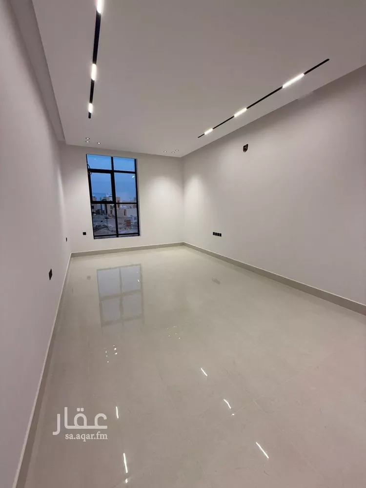فيلا للبيع في شارع الكمال بن طلحة, حي المهدية, مدينة الرياض, منطقة الرياض 15
