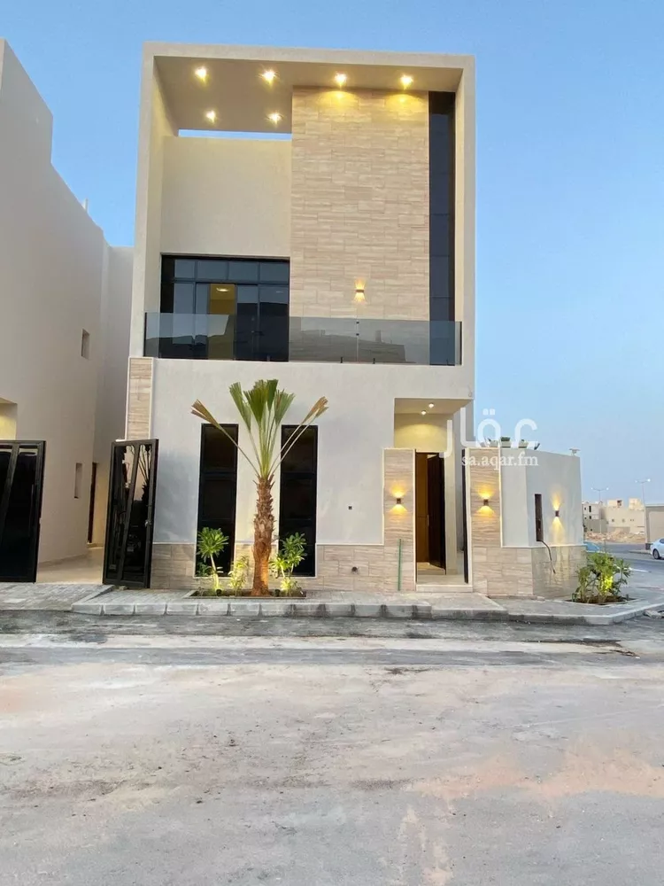 فيلا للبيع في شارع قطب الدين بن السلطان, حي المهدية, مدينة الرياض, منطقة الرياض صورة 3