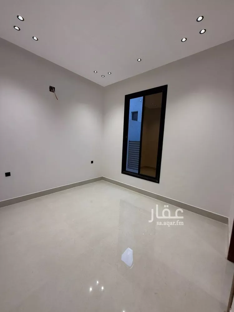 فيلا للبيع في شارع الكمال بن طلحة, حي المهدية, مدينة الرياض, منطقة الرياض 13