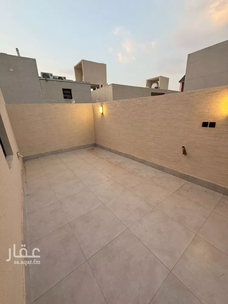 فيلا للبيع في شارع الكمال بن طلحة, حي المهدية, مدينة الرياض, منطقة الرياض 22