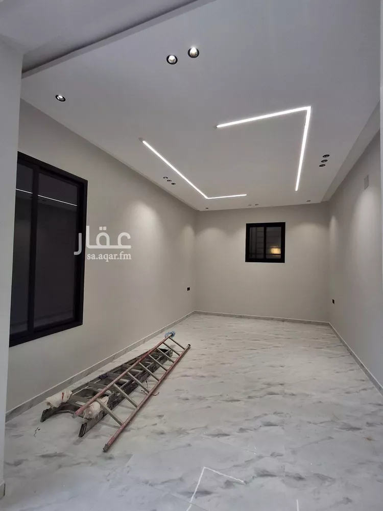 دور للبيع في شارع مصطفى عبدالرزاق, حي عكاظ, مدينة الرياض, منطقة الرياض صورة 5