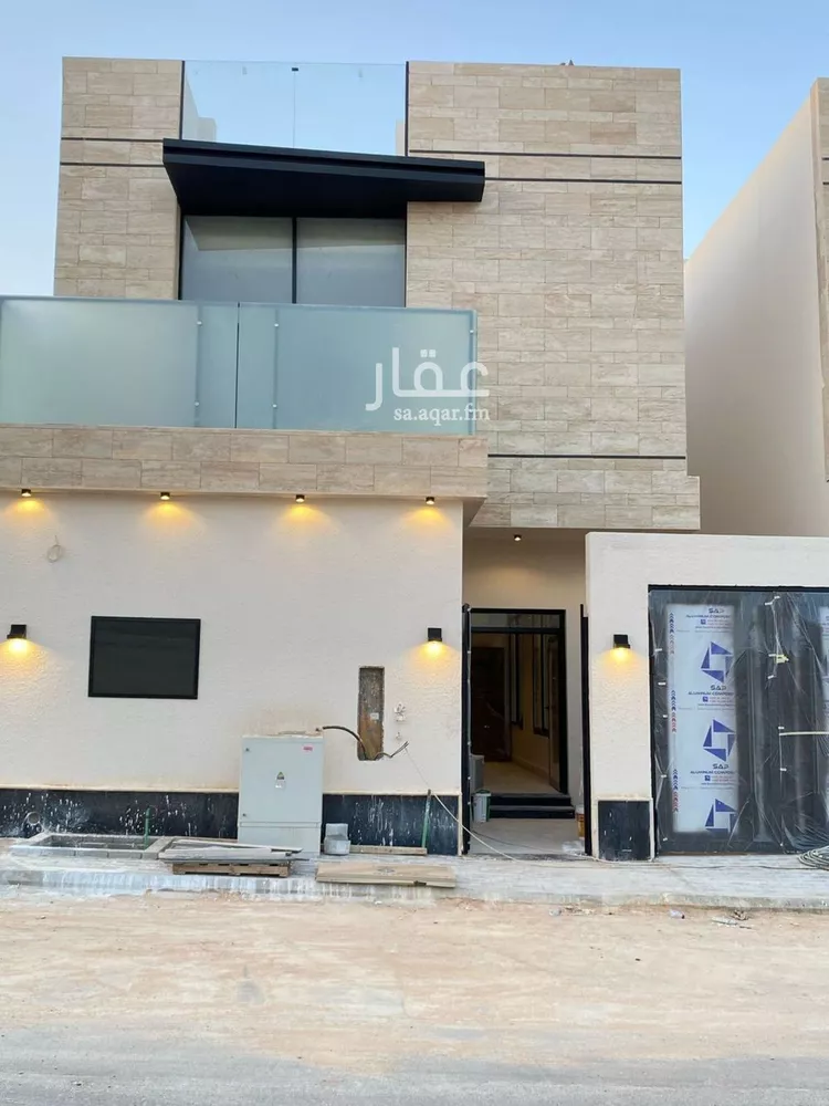 فيلا للبيع في شارع أحمد مفتي المكي الحنفي, حي المهدية, مدينة الرياض, منطقة الرياض صورة 4