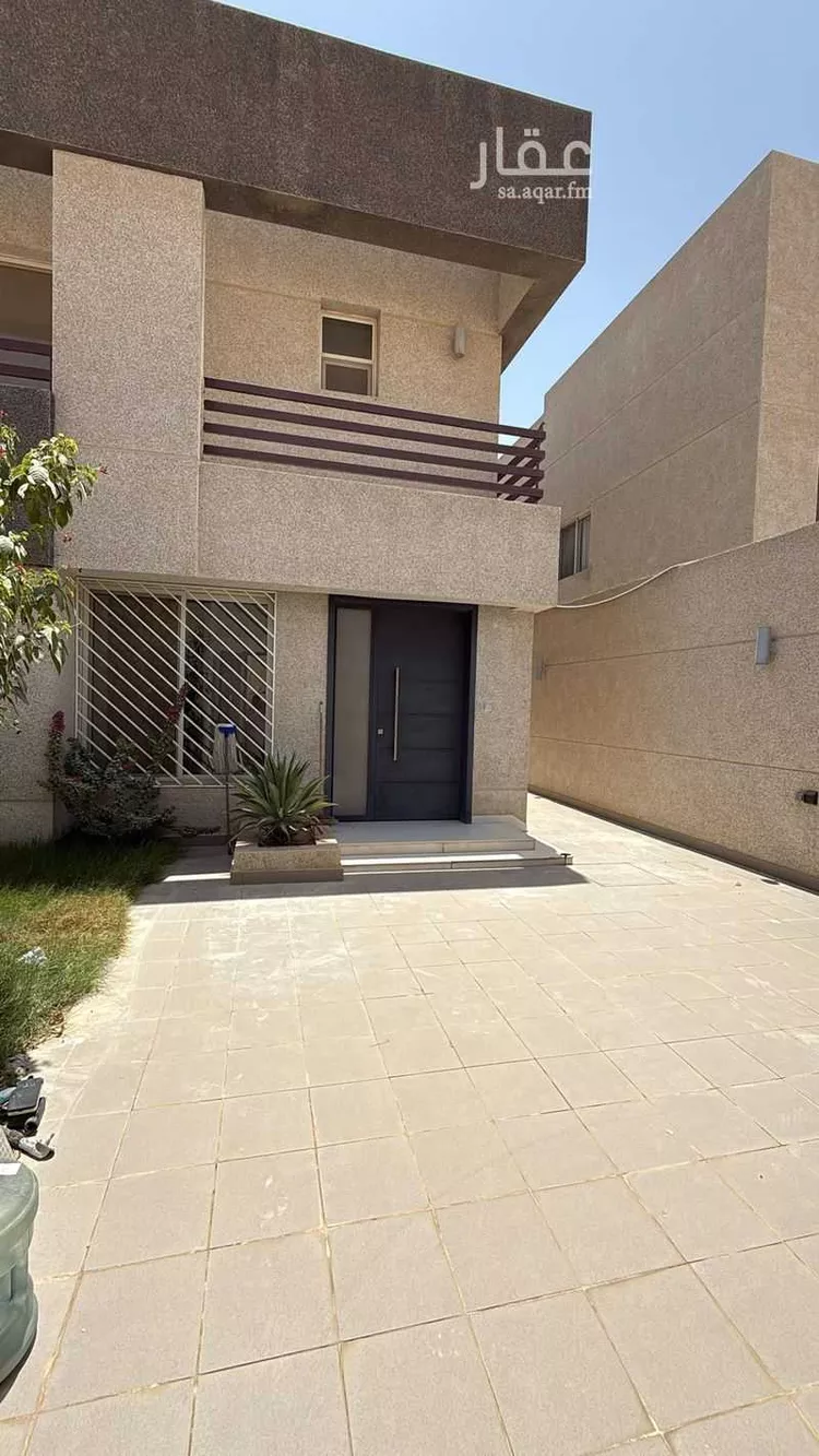 فيلا للبيع في شارع أبي حجر الأعلى, حي المونسية, مدينة الرياض, منطقة الرياض 1 صورة