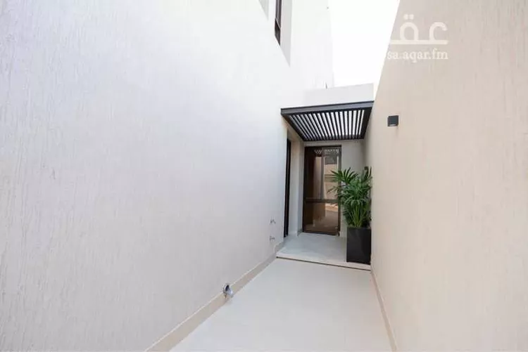 فيلا للبيع في شارع متفرع من طريق عثمان بن عفان الفرعي, حي النرجس, مدينة الرياض, منطقة الرياض صورة 4