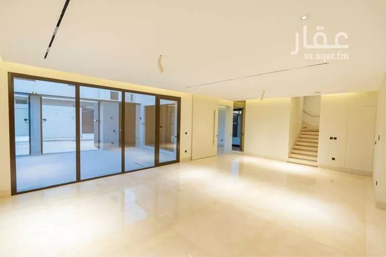 فيلا للبيع في شارع متفرع من طريق عثمان بن عفان الفرعي, حي النرجس, مدينة الرياض, منطقة الرياض