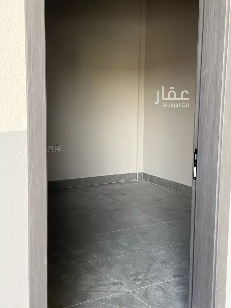 مستودع للإيجار في شارع عبدالرحمن بن مفيريج, حي الغنامية, مدينة الرياض, منطقة الرياض صورة 5