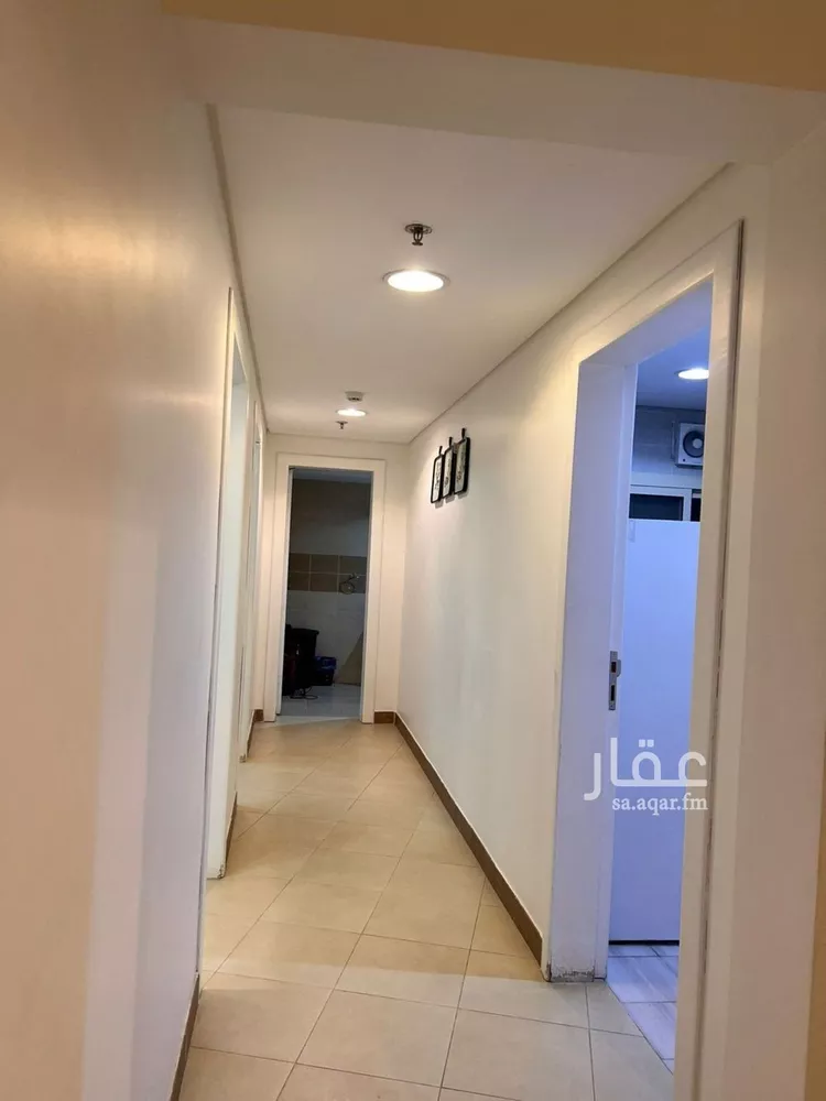 شقة للإيجار في شارع الامام سعود بن فيصل, حي الملقا, مدينة الرياض, منطقة الرياض صورة 5