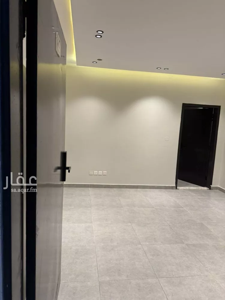 شقة للإيجار في شارع إسماعيل بن مبارك, حي الإزدهار, مدينة الرياض, منطقة الرياض صورة 2