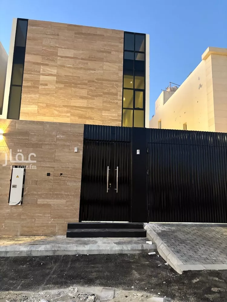 فيلا للبيع في شارع ابو الطيب القروي, حي ضاحية الملك فهد, مدينة الدمام, المنطقة الشرقية صورة 2