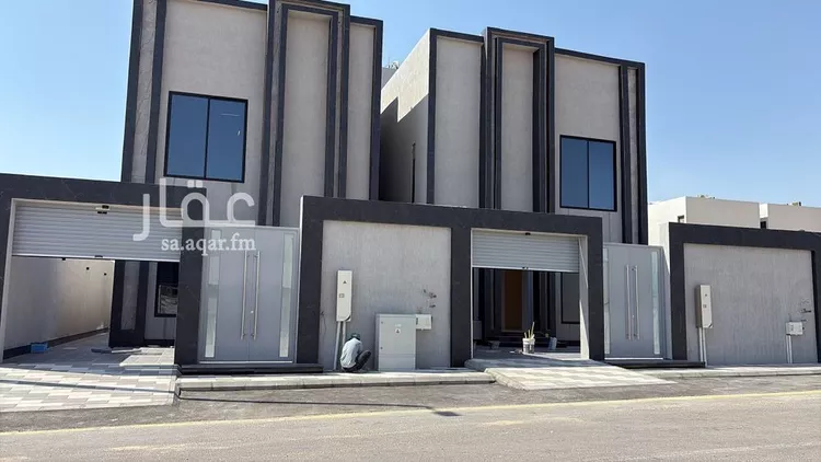 فيلا للبيع في شارع الاعتدال, حي الشعلة, مدينة الدمام, المنطقة الشرقية