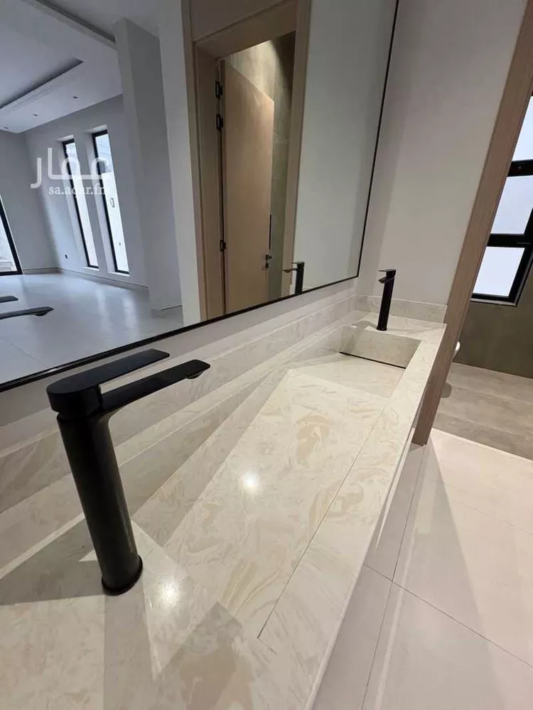 فيلا للبيع في شارع التكافل, حي الشعلة, مدينة الدمام, المنطقة الشرقية صورة 2