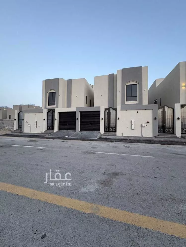 فيلا للبيع في شارع المربع, حي الشعلة, مدينة الدمام, المنطقة الشرقية صورة 4