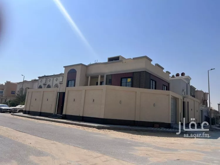 فيلا للبيع في شارع علي ابن ثابت القرشي, حي ضاحية الملك فهد, مدينة الدمام, المنطقة الشرقية صورة 2