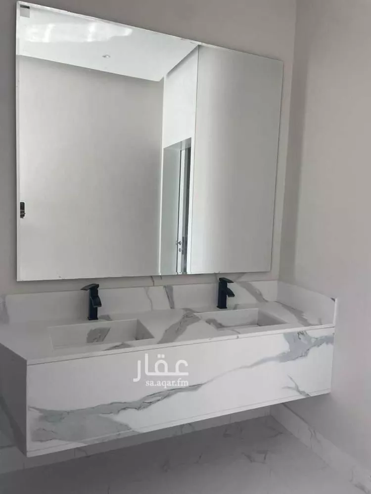 فيلا للبيع في شارع الشيخ صباح الاحمد, حي ضاحية الملك فهد, مدينة الدمام, المنطقة الشرقية صورة 4