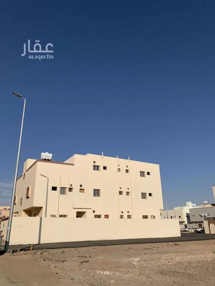 فيلا للبيع في شارع عفيف ابن معديكرب ، حي العزيزية ، المدينة المنورة ، منطقة المدينة المنورة صورة 2