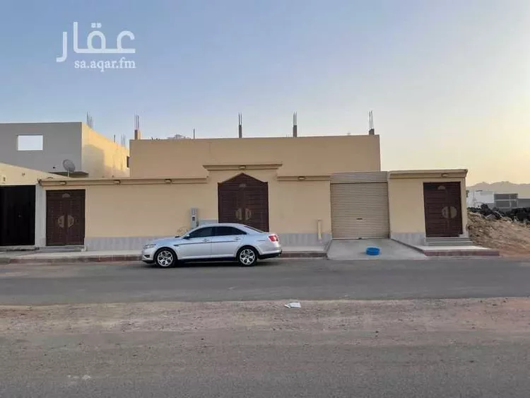 دور للبيع في شارع محمد بن اسماعيل الحساني, حي السكب, مدينة المدينة المنورة, منطقة المدينة المنورة صورة 5