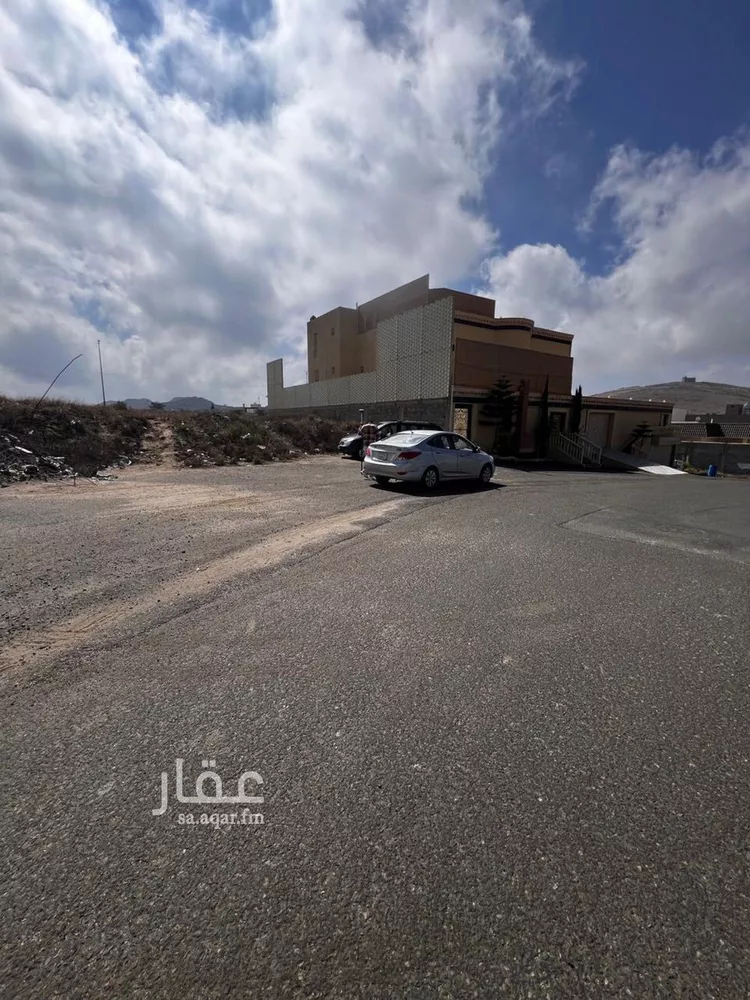 أرض للبيع في شارع الرمايد, حي العقيق, مدينة ابها, منطقة عسير صورة 2