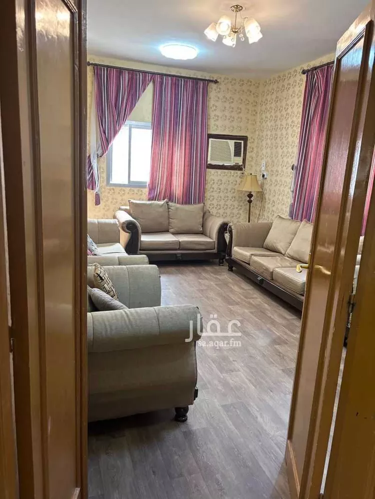 دور للإيجار في شارع زيد بن سهل النجاري, حي الصفراء, مدينة بريدة, منطقة القصيم صورة 4