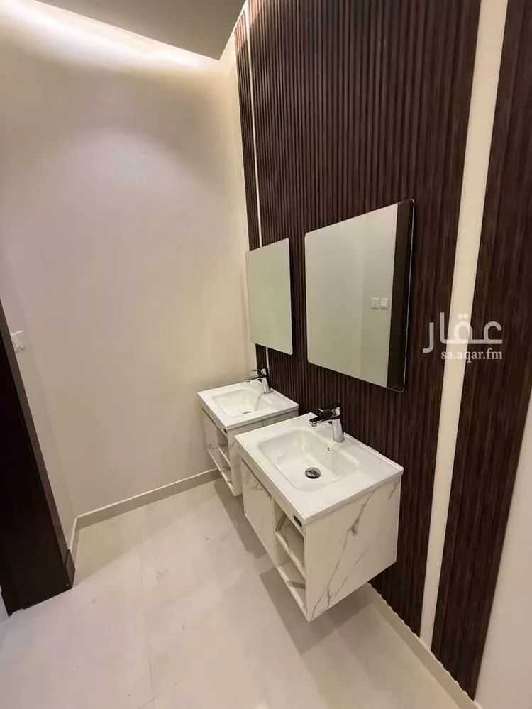 شقة للبيع في شارع الشيخ عمر بن عبداللطيف بن عبدالرحمن, حي ظهرة البديعة, مدينة الرياض, منطقة الرياض