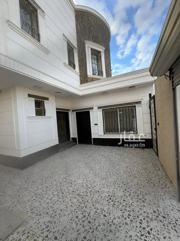 فيلا للإيجار في شارع رقم 71, حي ظهرة لبن, مدينة الرياض, منطقة الرياض صورة 3