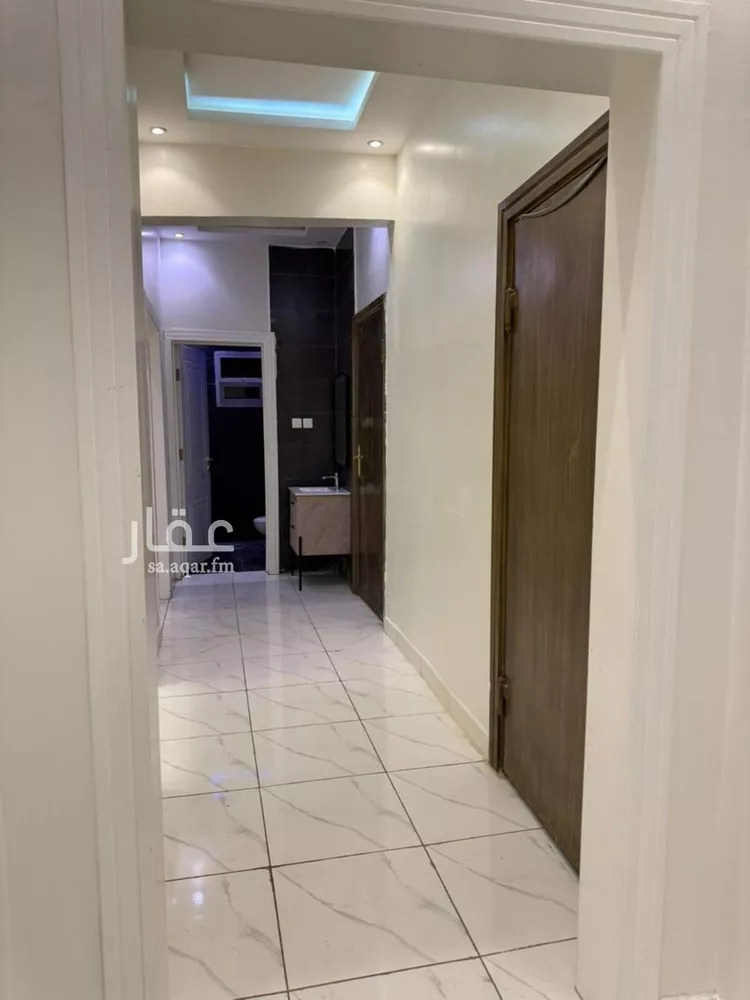 شقة للإيجار في شارع محمد بن عوجان, حي الحزم, مدينة الرياض, منطقة الرياض صورة 2
