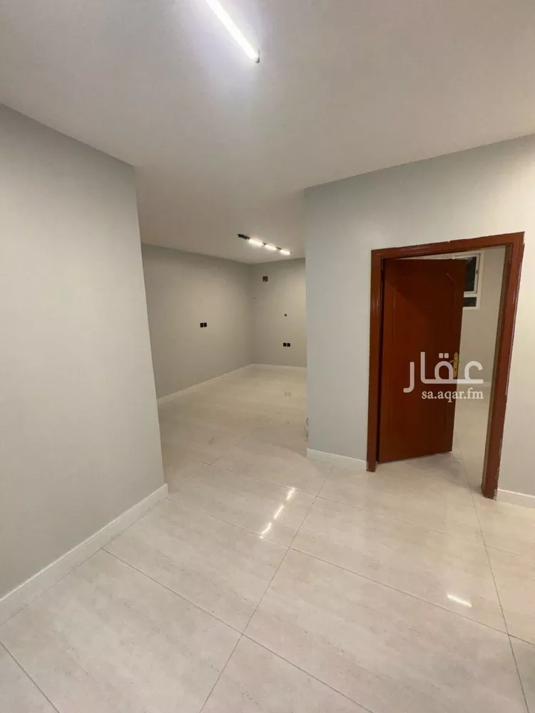 شقة للإيجار في شارع ابن سينا, حي المصيف, مدينة الرياض, منطقة الرياض