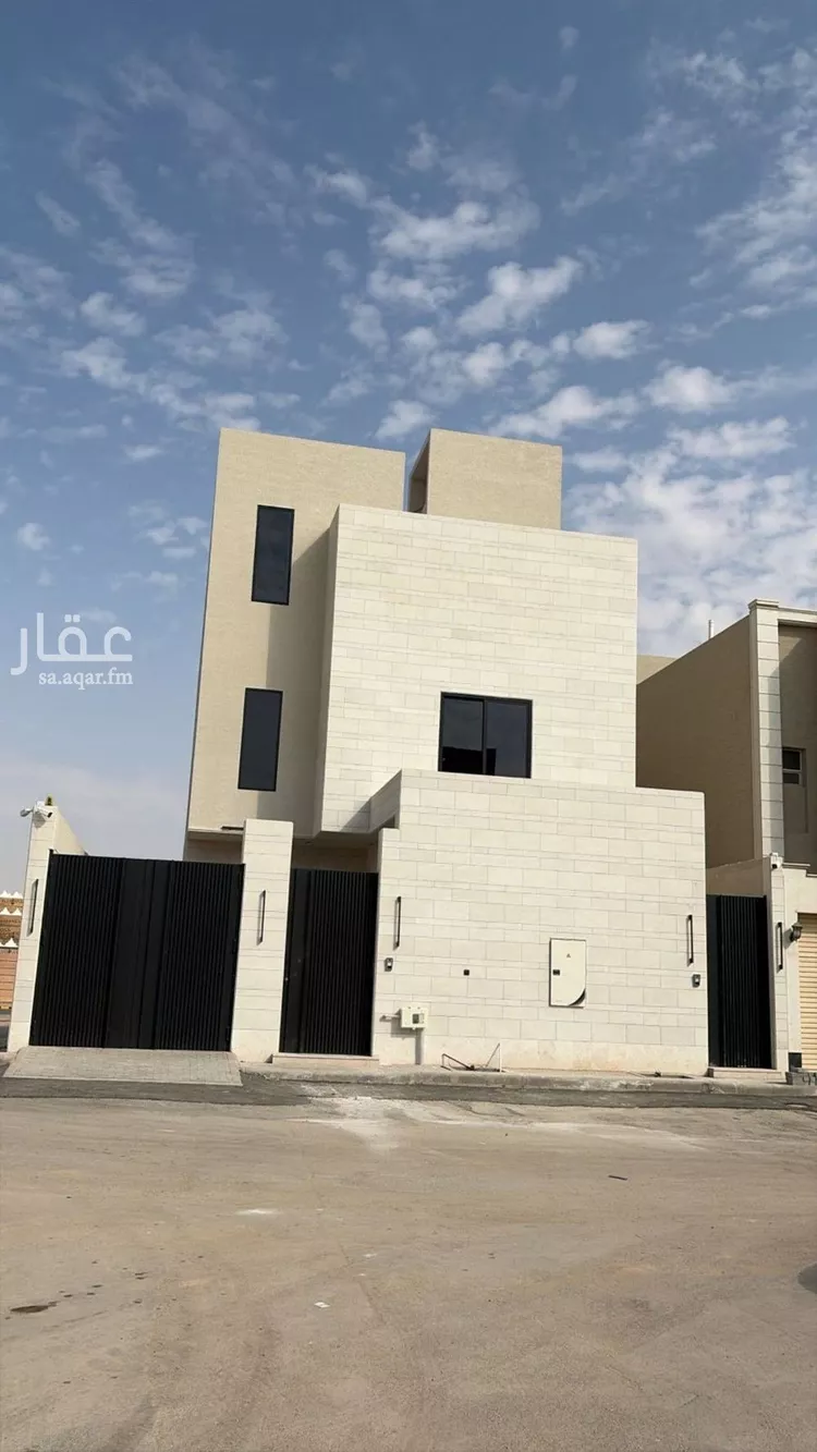 دور للإيجار في شارع ابن سيده اللغوي, حي السعادة, مدينة الرياض, منطقة الرياض