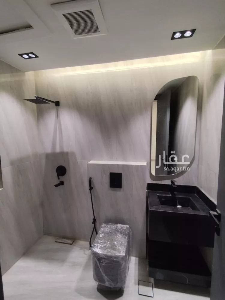 فيلا للبيع في شارع حمزة بن عبدالمطلب, حي عكاظ, مدينة الرياض, منطقة الرياض صورة 3