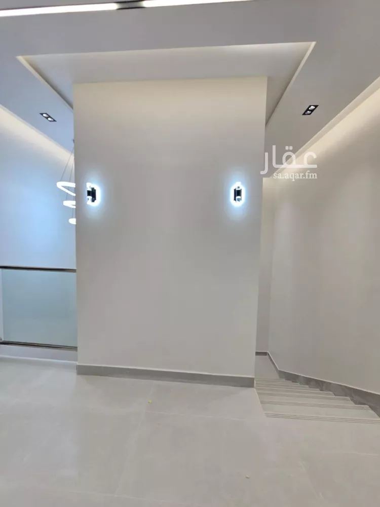 فيلا للبيع في شارع النخل, حي ظهرة لبن, مدينة الرياض, منطقة الرياض صورة 2