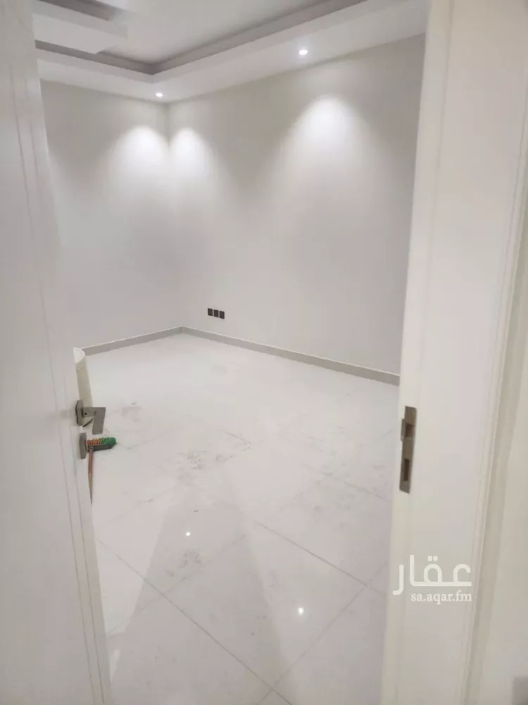 شقة للإيجار في شارع عبدالله بن يوسف النجاري, حي العقيق, مدينة الرياض, منطقة الرياض صورة 2