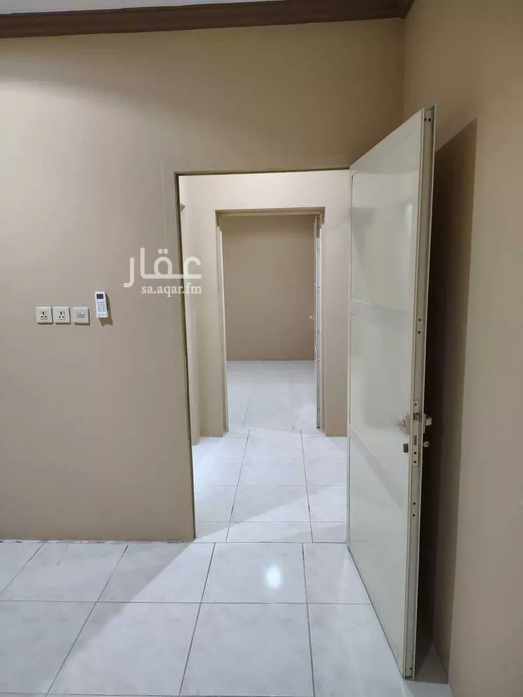 شقة للإيجار في شارع عاصم ابن الخطاب, حي الوسيطة, مدينة الاحساء, المنطقة الشرقية صورة 2