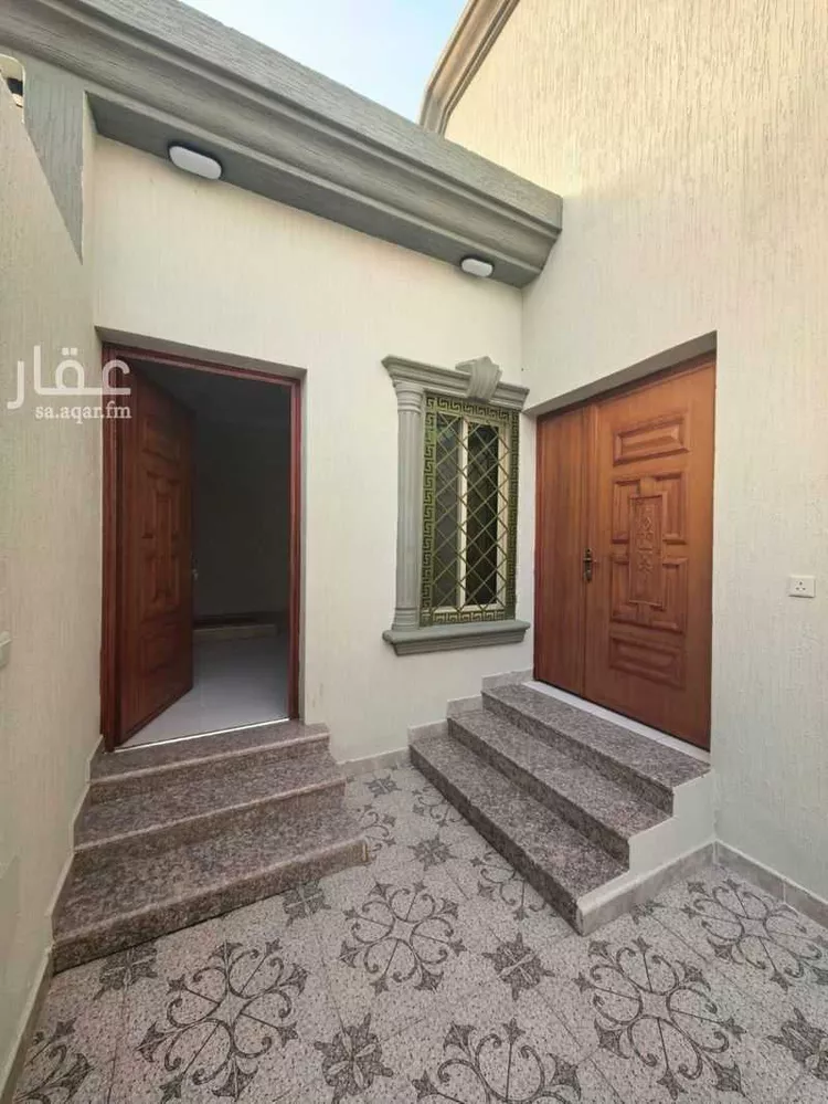 فيلا للبيع في شارع المجر, حي العزيزية الأول, مدينة الاحساء, المنطقة الشرقية صورة 3