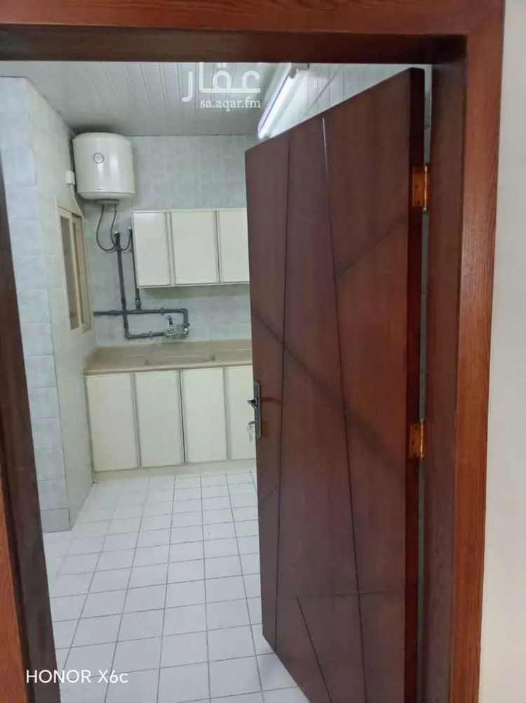 شقة للإيجار في شارع خالد ابن هودة ابن ربيعة العامري, حي الوسيطة, مدينة الاحساء, المنطقة الشرقية صورة 4