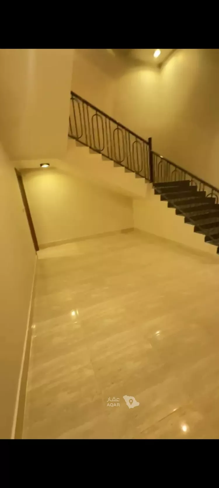 فيلا للبيع في حي البحيرة, مدينة الخبر, المنطقة الشرقية 9
