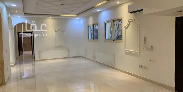 فيلا للإيجار في شارع رقم 300, حي الياسمين, مدينة الرياض, منطقة الرياض صورة 2