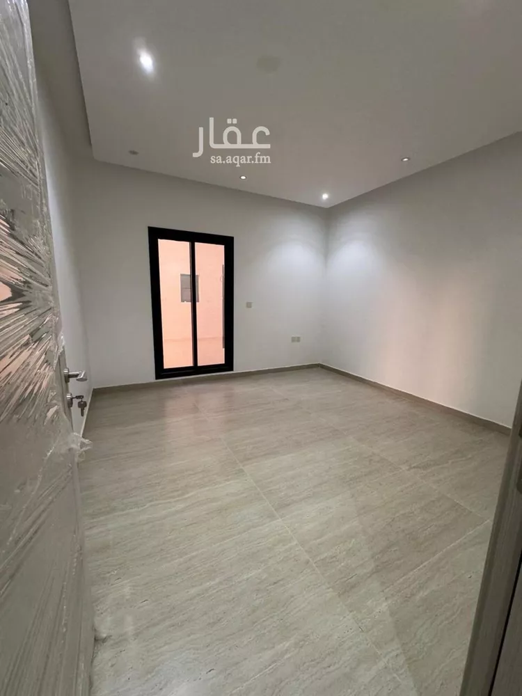 دور للبيع في شارع ابن مطيع, حي العارض, مدينة الرياض, منطقة الرياض