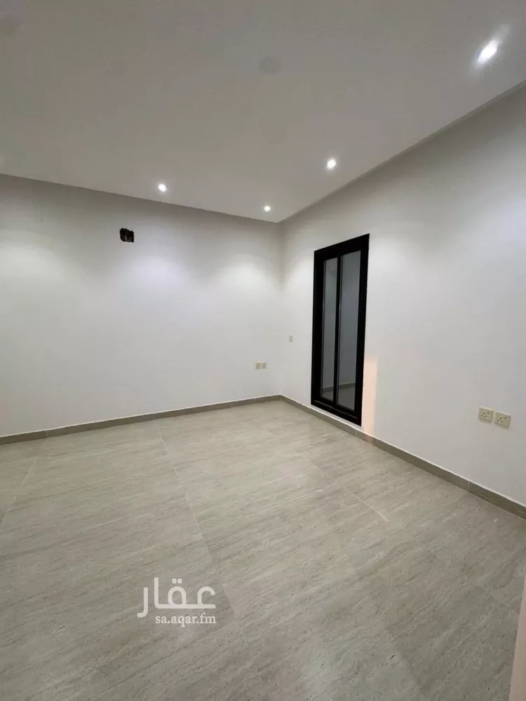 دور للبيع في شارع ابن مطيع, حي العارض, مدينة الرياض, منطقة الرياض صورة 3