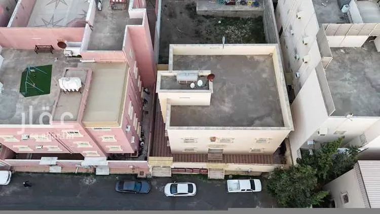 فيلا للبيع في شارع كيلوباترا, حي المروج, مدينة أبها, منطقة عسير صورة 3