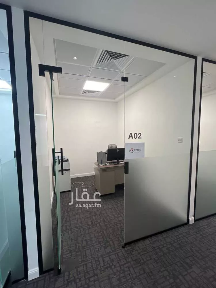 مكتب تجاري للإيجار في شارع البحر الأحمر, حي الوادي, مدينة الرياض, منطقة الرياض صورة 2