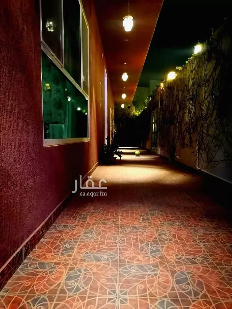 فيلا للبيع في شارع ابن الخازن الحنفي, حي المنتزة, مدينة القطيف, المنطقة الشرقية صورة 3
