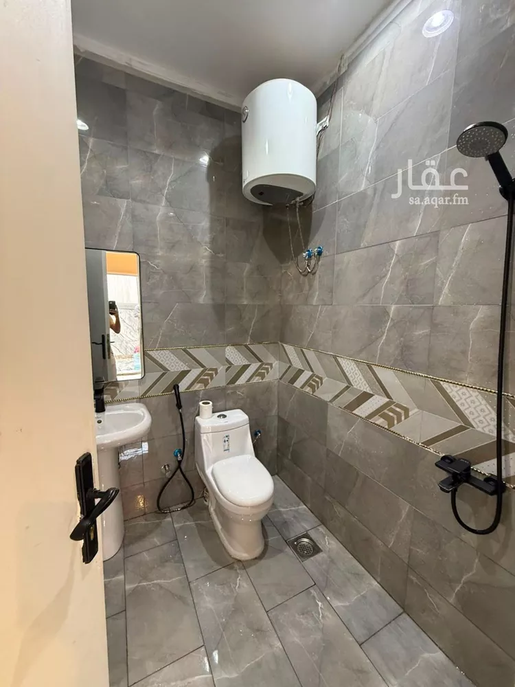 شقة للإيجار في شارع التحلية, حي العقيق, مدينة الرياض, منطقة الرياض صورة 3