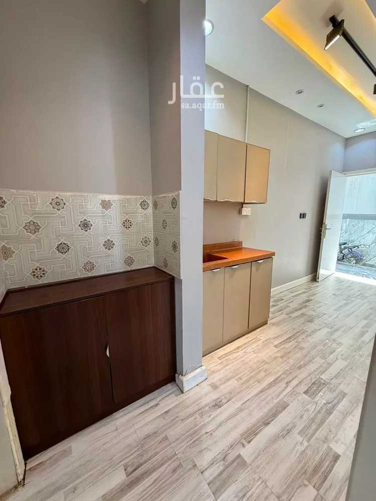 شقة للإيجار في شارع ابي جعفر المنصور, حي اليرموك, مدينة الرياض, منطقة الرياض صورة 3