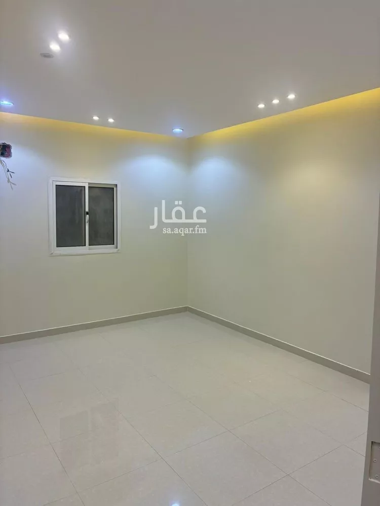 فيلا للبيع في شارع محمد سرور الصباغ, حي الرمال, مدينة الرياض, منطقة الرياض 7