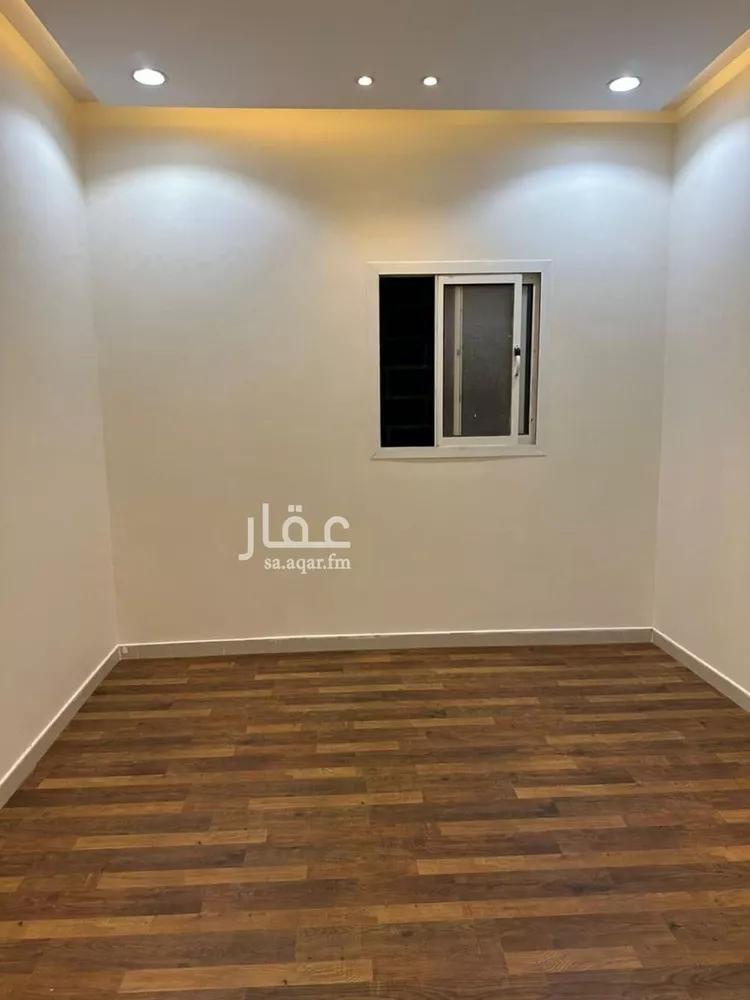 فيلا للبيع في شارع محمد سرور الصباغ, حي الرمال, مدينة الرياض, منطقة الرياض صورة 2