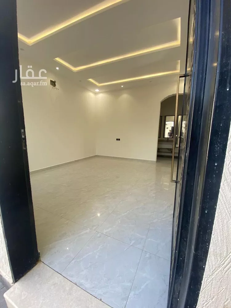 فيلا للبيع في شارع جمال الدين الدميري, حي الرمال, مدينة الرياض, منطقة الرياض 6