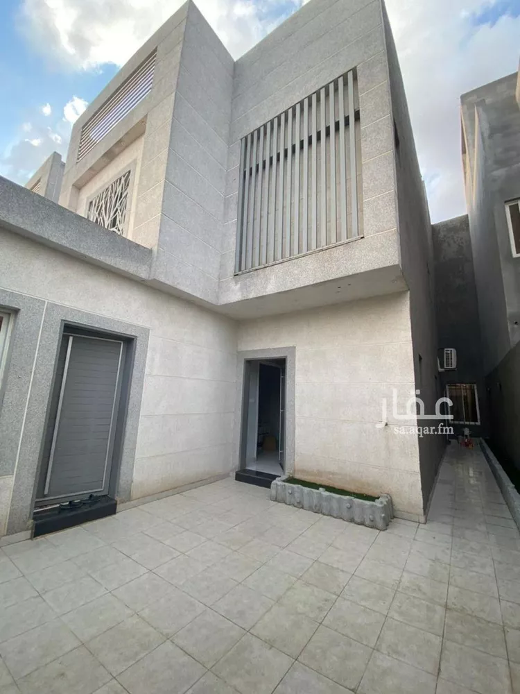 فيلا للبيع في شارع محمد الرباحي, حي الرمال, مدينة الرياض, منطقة الرياض صورة 2