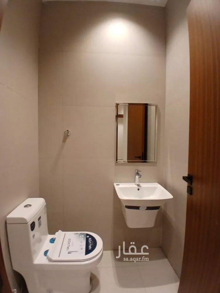 دور للبيع في شارع رقم 389, حي المونسية, مدينة الرياض, منطقة الرياض صورة 2